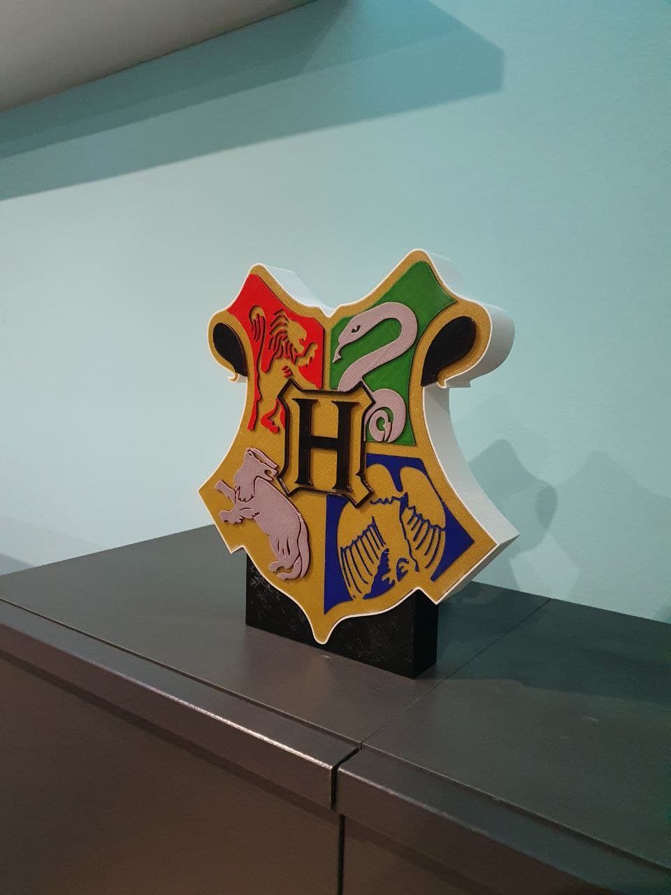 Lámpara 3d Harry Potter Escudo Hogwarts. Merchandising